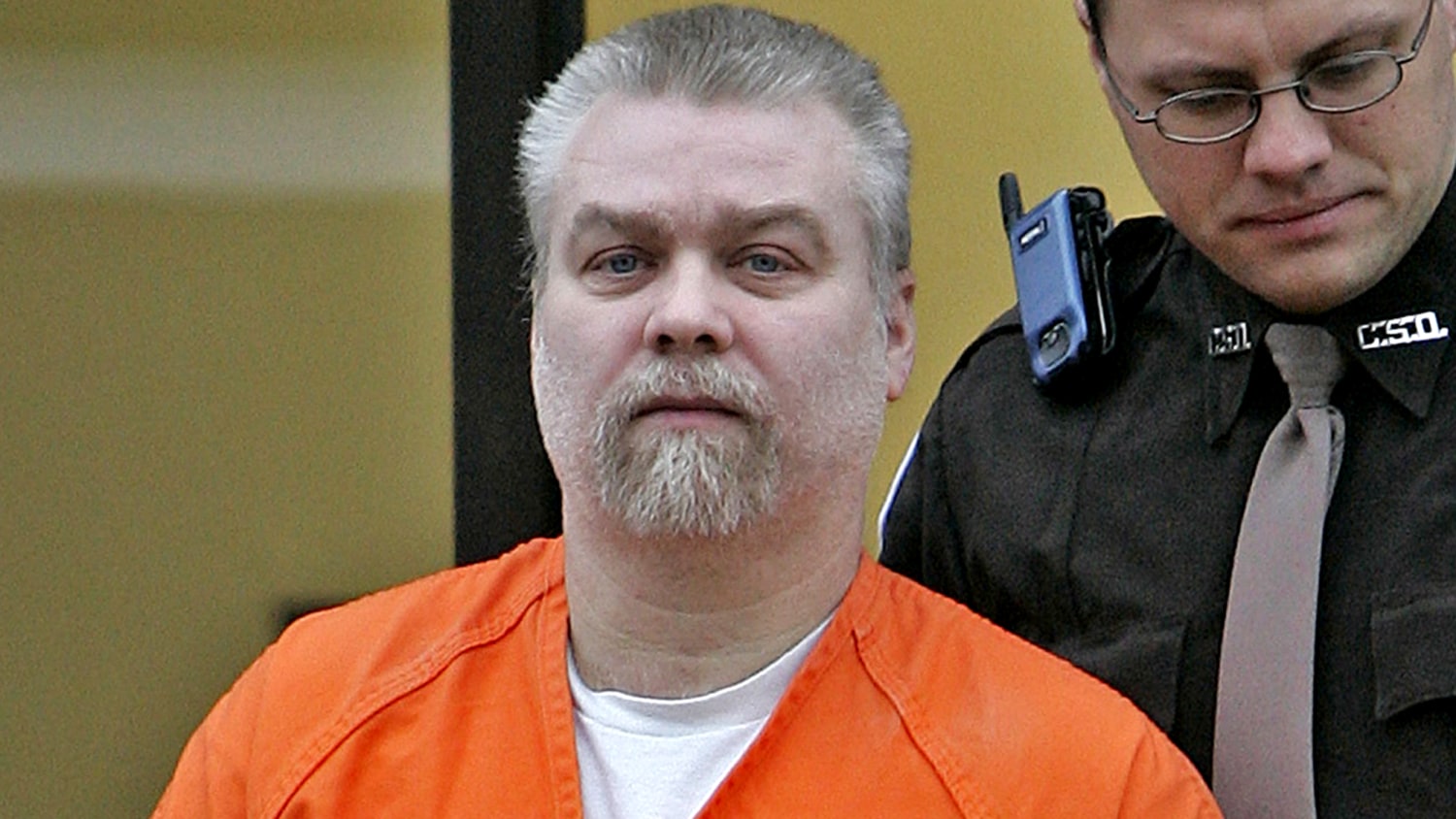 Steven Avery prosecutor rips 'Making a Murderer' in his new book