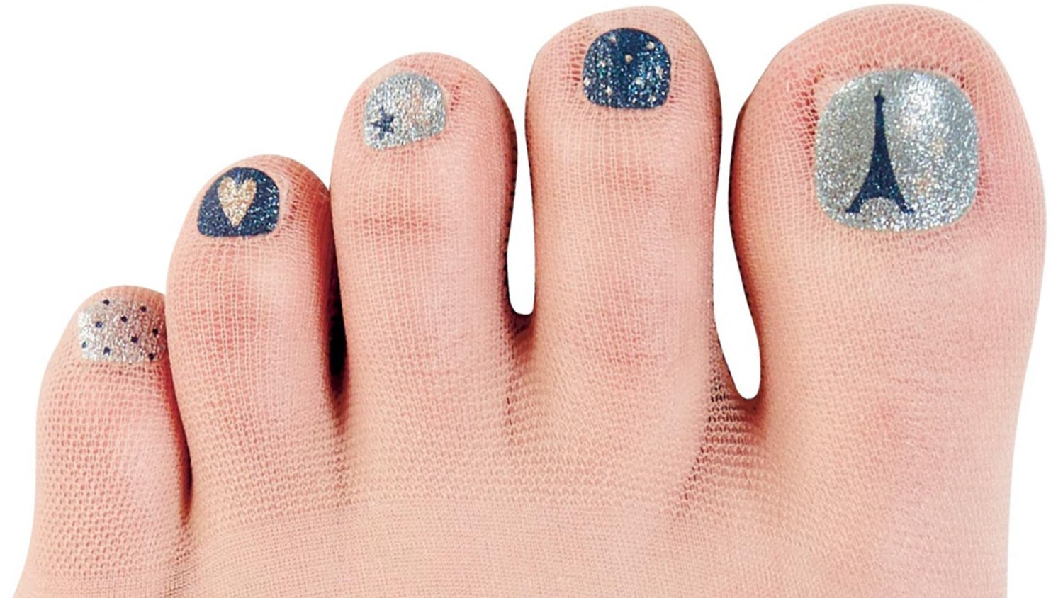 30+ Toe Nail Art Ideas for a Walk on the Wild Side of Style