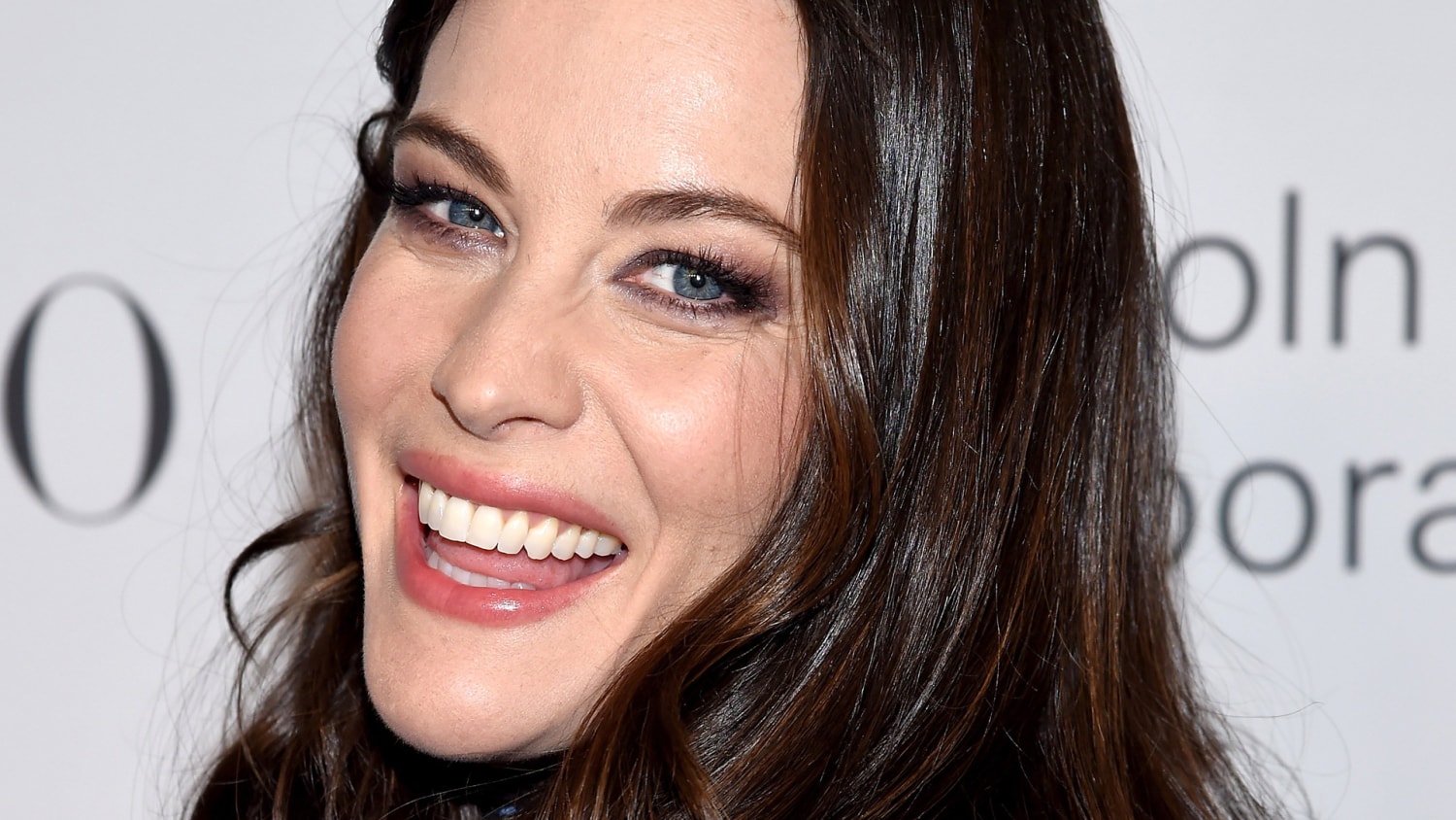 Liv Tyler gives birth to baby daughter