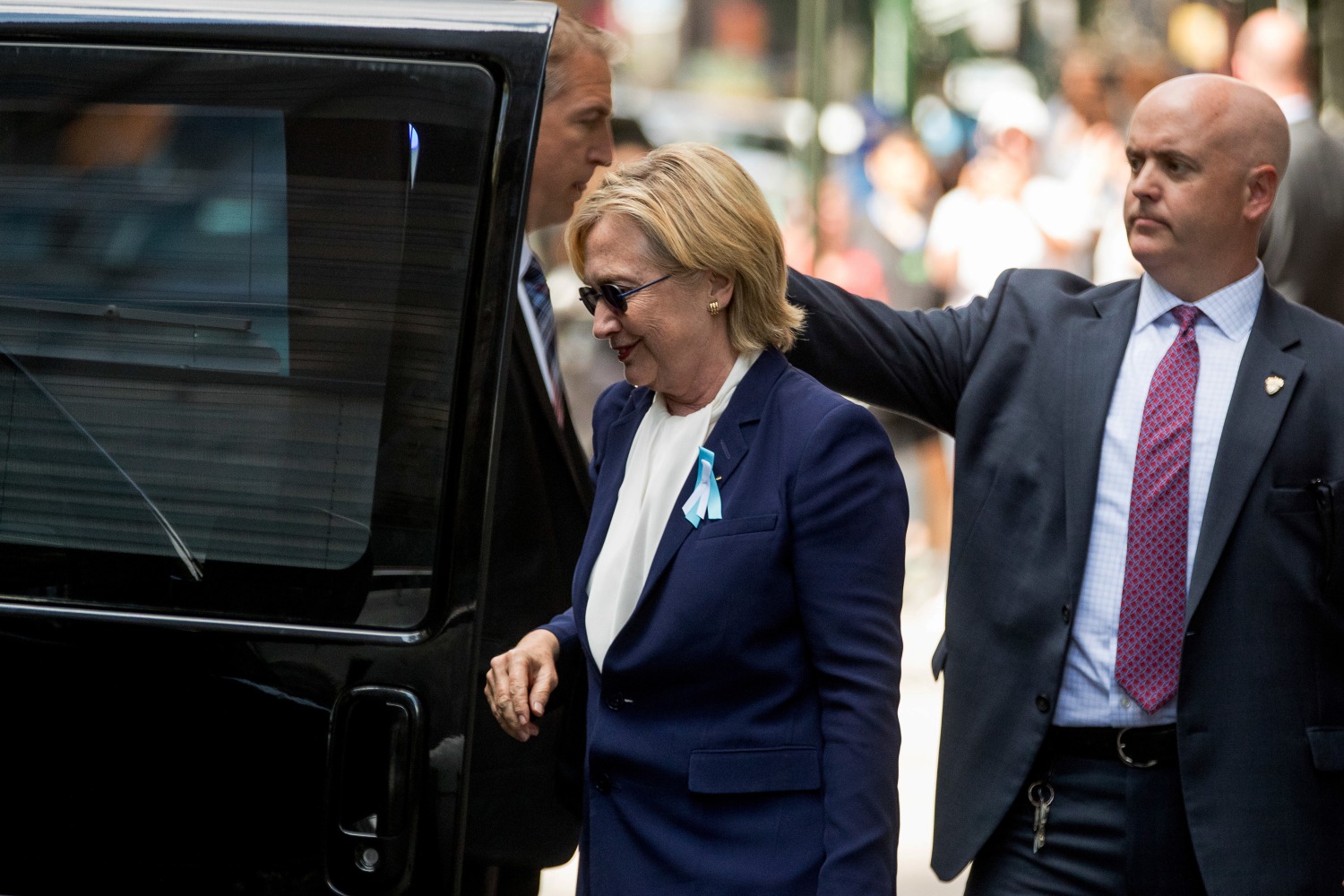 Hillary Clinton's Health Scare: 9 Unanswered Questions