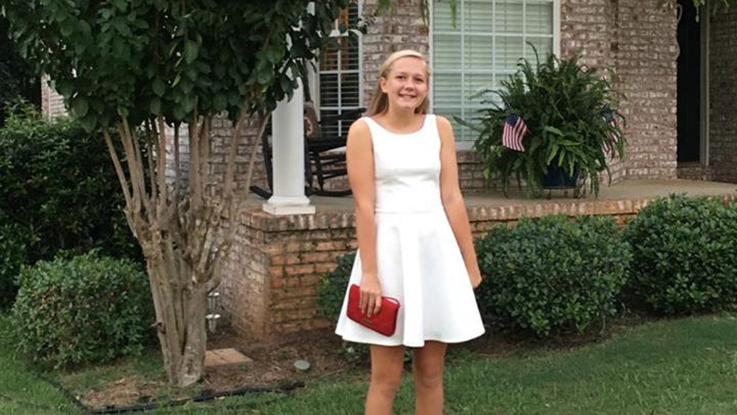 dress code red and white dress code: red and white . . . #outfitideas #myoutfit #myoutfittoday style inspiration , summer fashion, feminine outfit, ootd