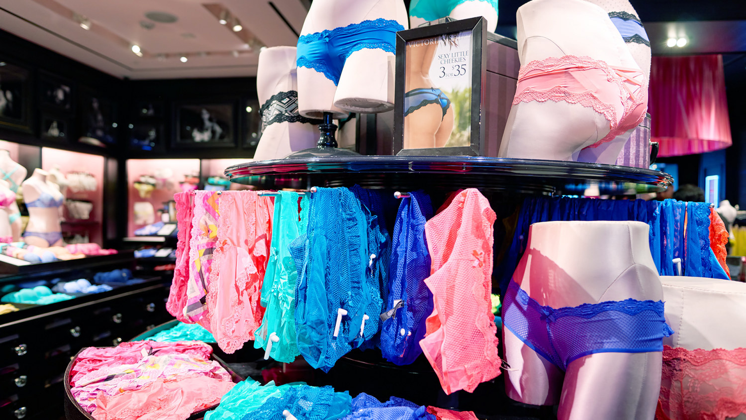 Victoria's Secret - THIS WEEKEND ONLY: the Panty Party you know and love.  For a limited time, celebrate with 7/$35 panties. Shop Now