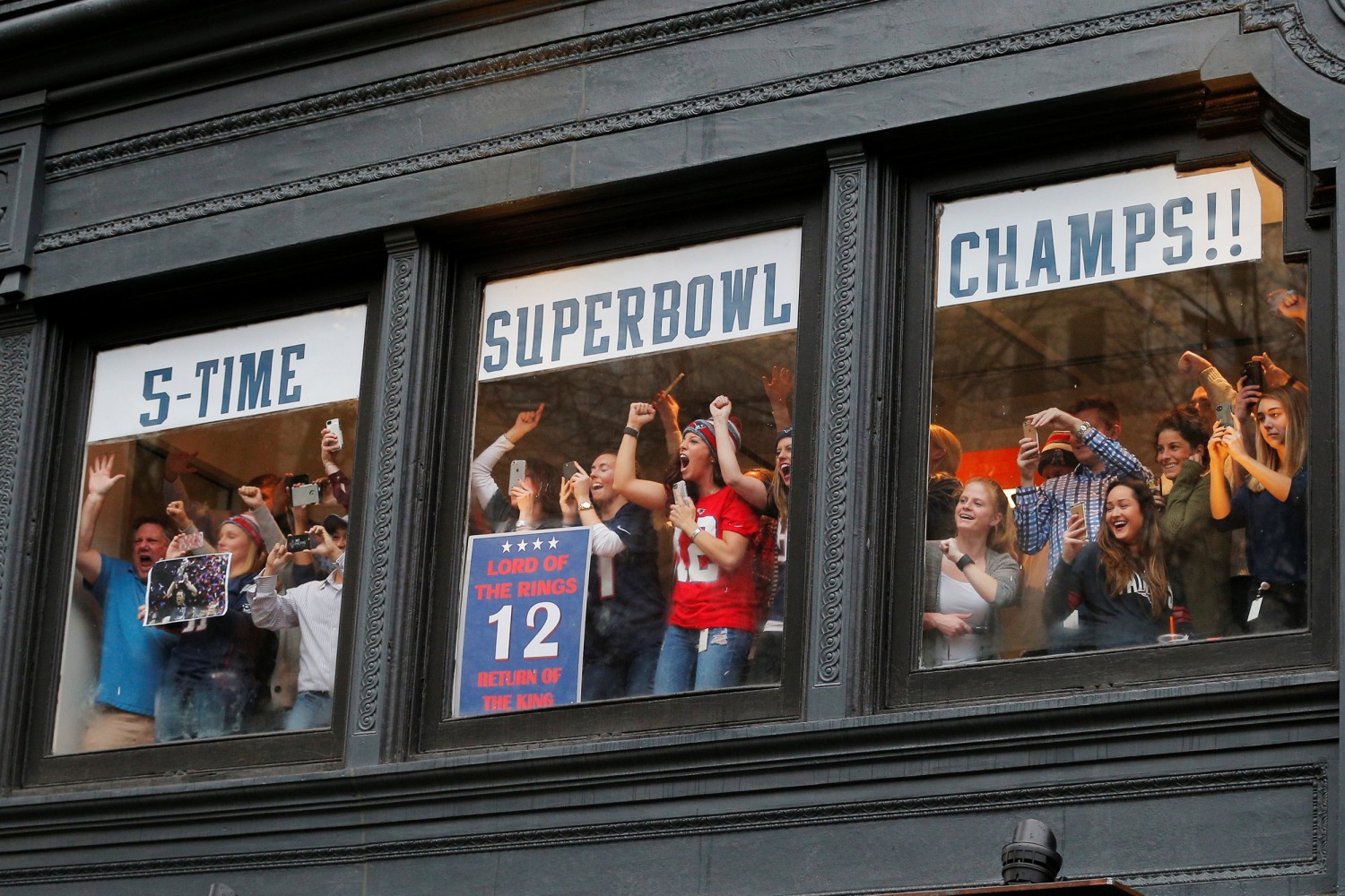 Patriots Super Bowl Victory Parade Postponed Until Wednesday