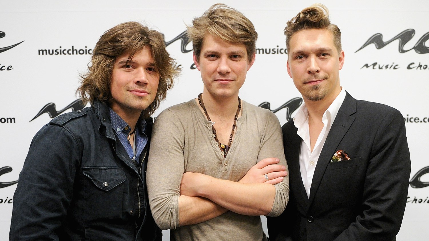 Hanson's adorable new video features 11 of their kids