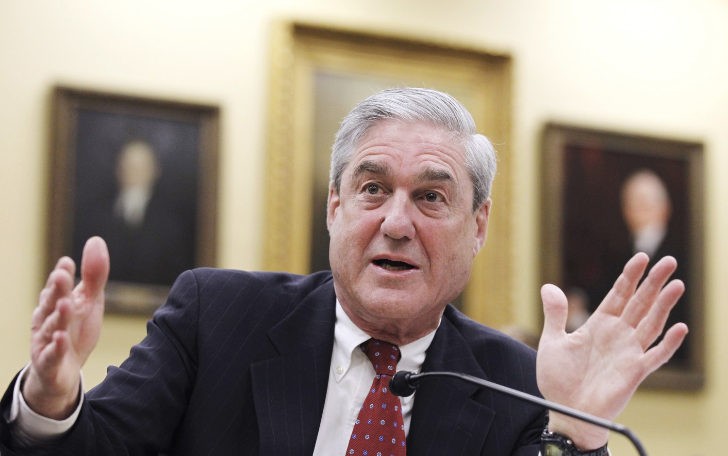 Who Is Robert Mueller? Special Counsel Hailed by Both Parties as  Straight-Shooting Prosecutor