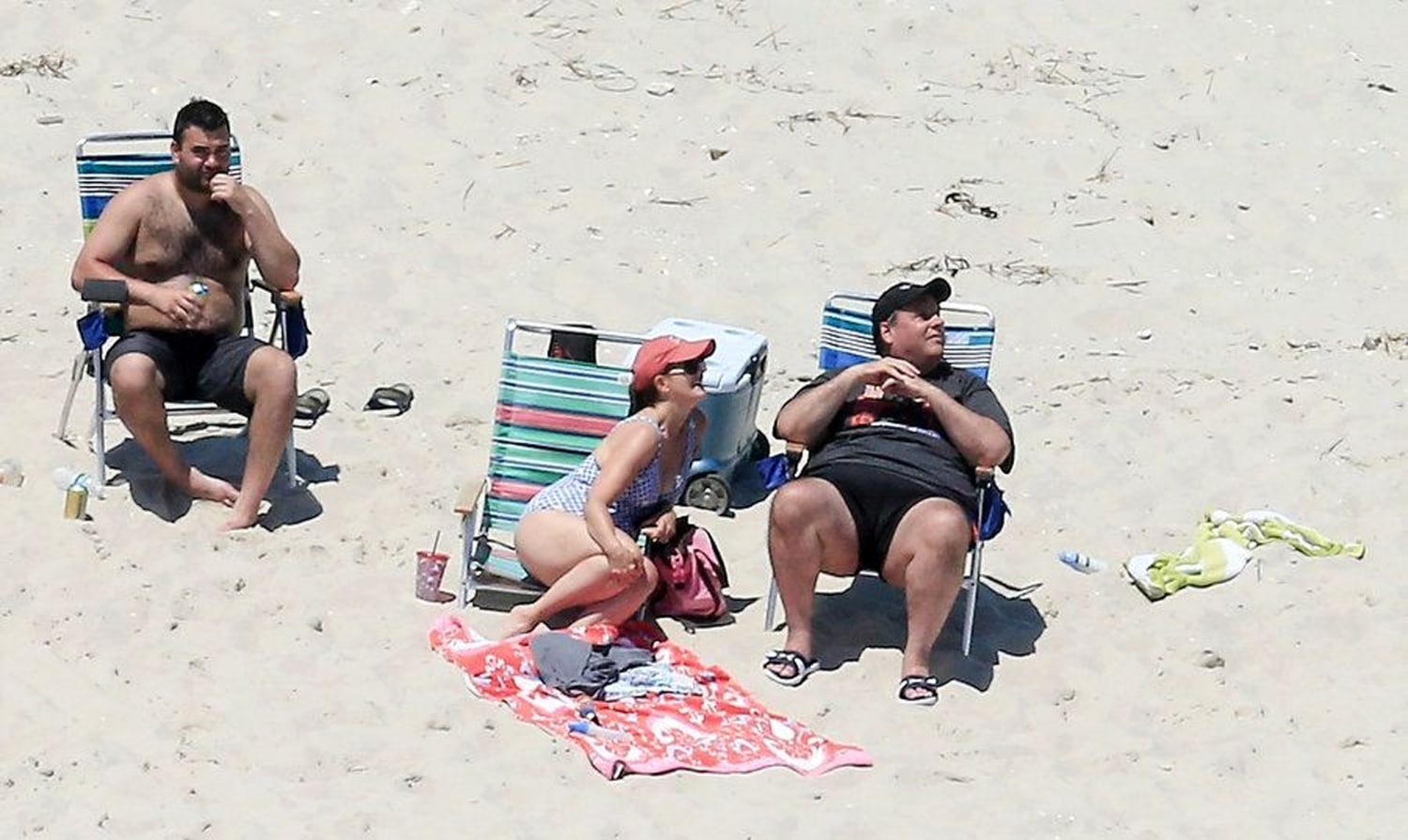 N J Gov Chris Christie Pushes Back After Being Spotted On Beach Closed By Government Shutdown
