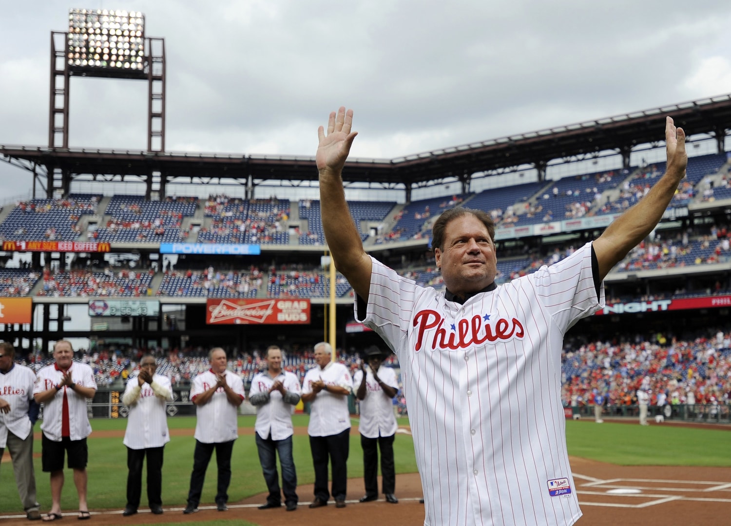 Darren Daulton, Ex-Philadelphia Phillies All-Star Catcher, Dies at 55