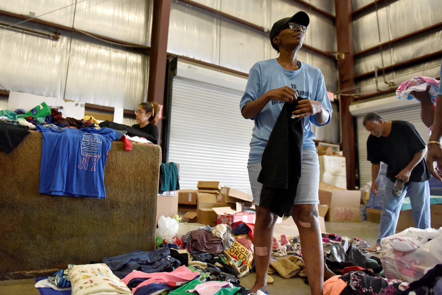 Gallery Furniture store turns into Houston shelter