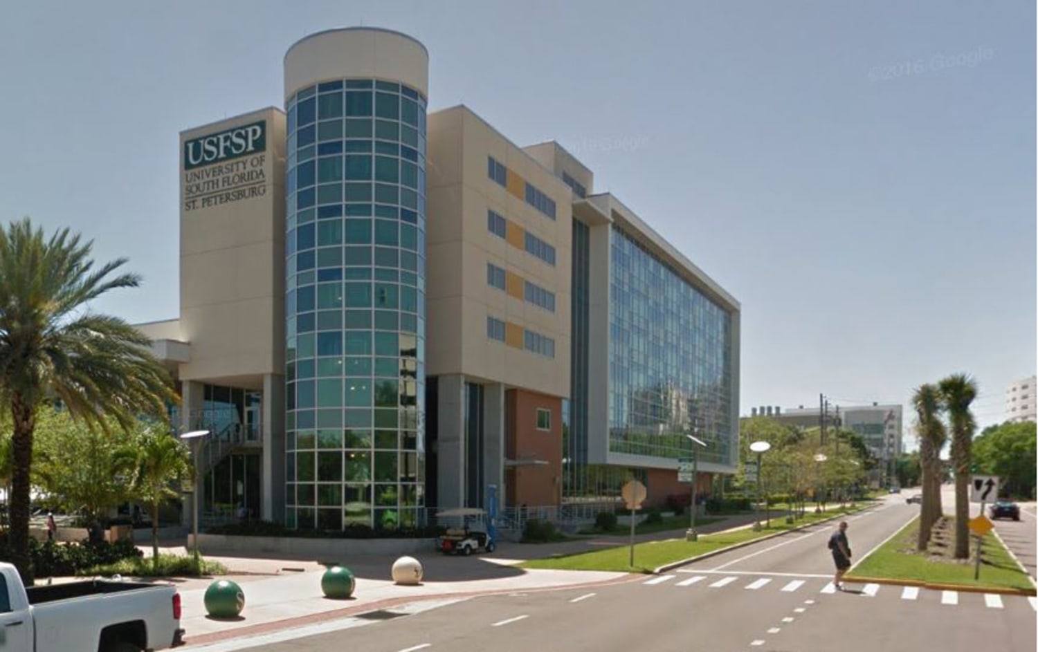 University of South Florida St. Petersburg Official Resigns After Fleeing  Campus Ahead of Irma