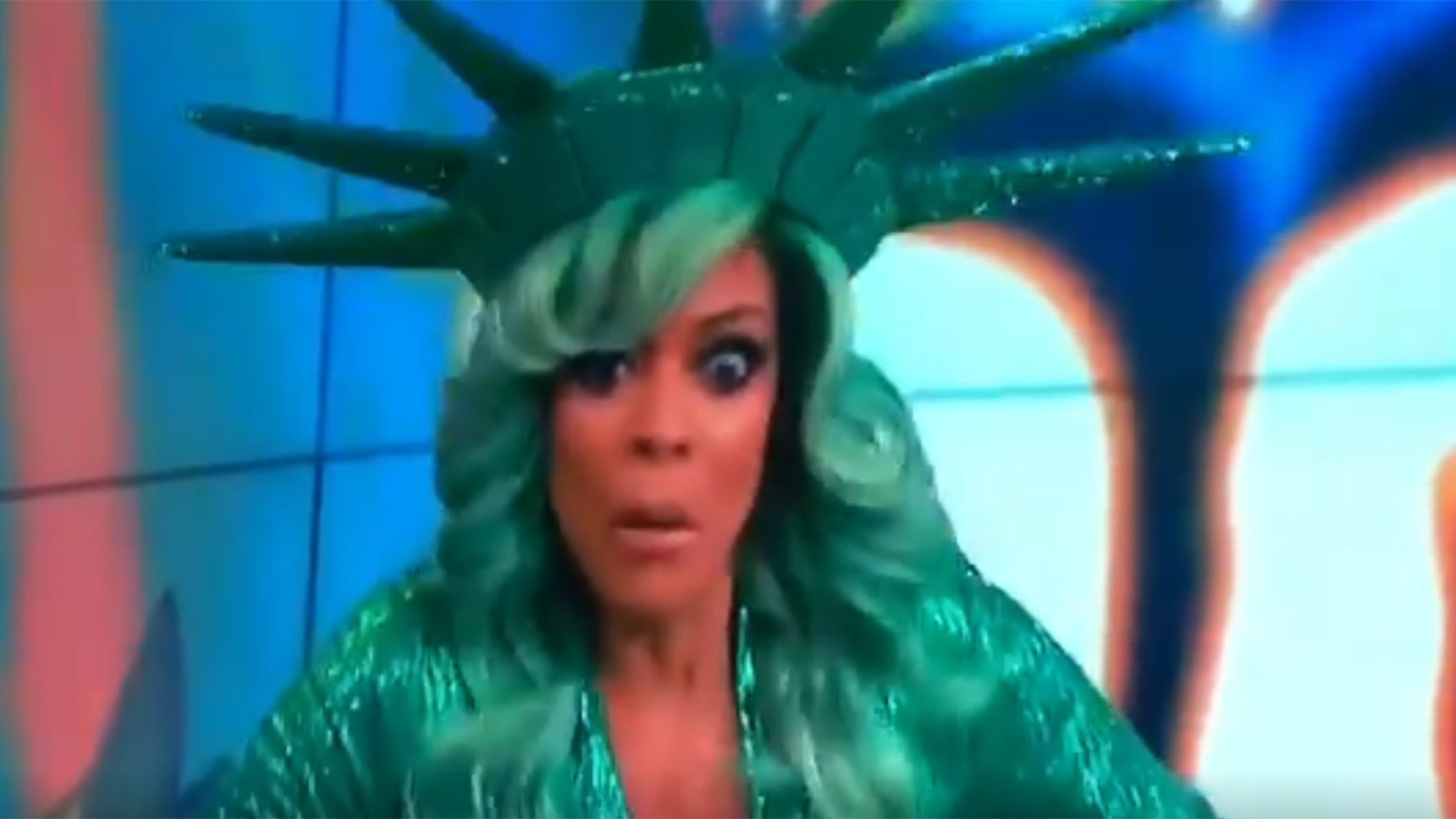 Wendy Williams Passes Out On Live Tv After Overheating In Halloween Costume