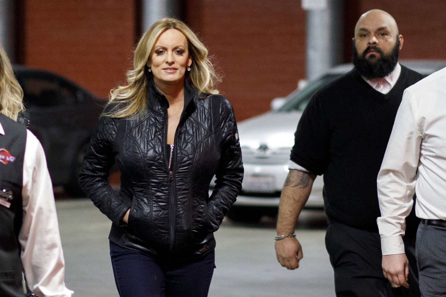 Xxx Phone Force Blackmail - Trump attorney seeks to force Stormy Daniels lawsuit into arbitration
