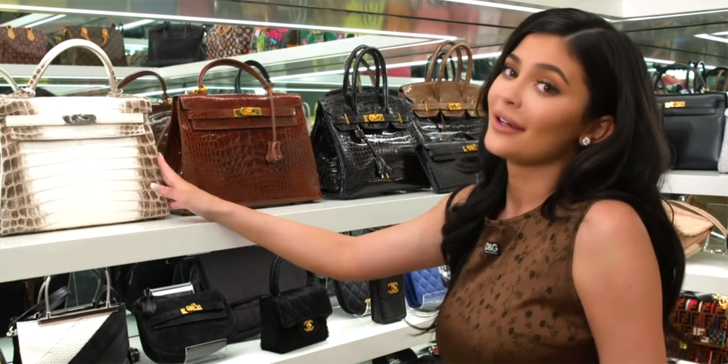 Kris Jenner -- Selling Expensive Purse on   'It's Just Not My Color!