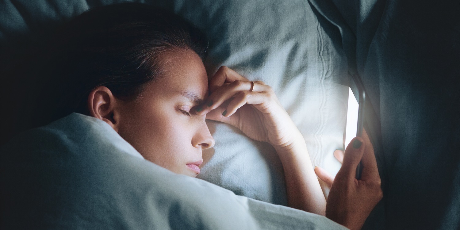 College students 'addiction' to smartphones may affect sleep: study