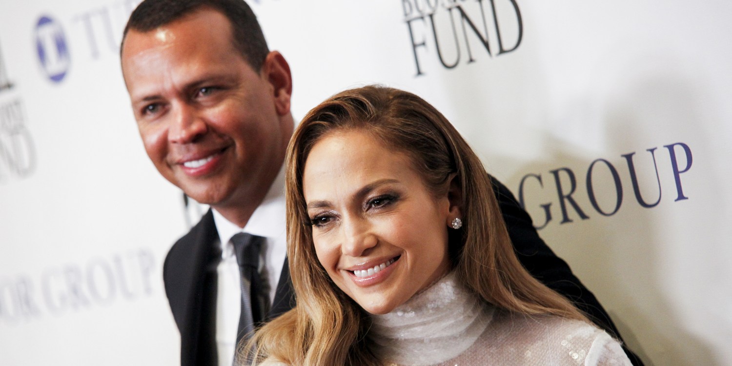 Jennifer Lopez shares cute family snap with Alex Rodriguez and his  daughters on Thanksgiving