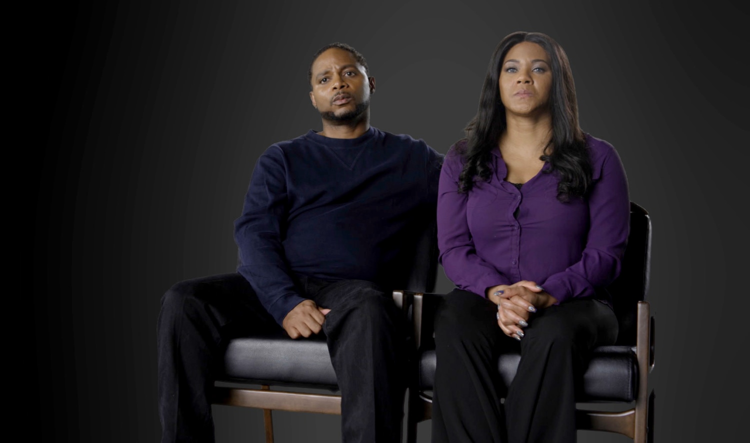 Man who claims his adult daughter is held against her will by R. Kelly  alleges he was threatened