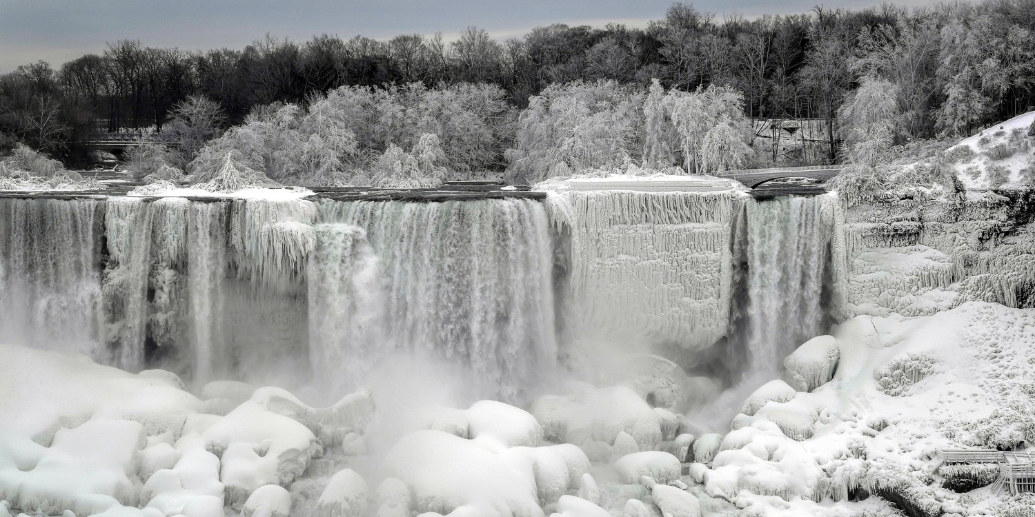 Niagara Falls freezes into icy wonderland — see the stunning photos