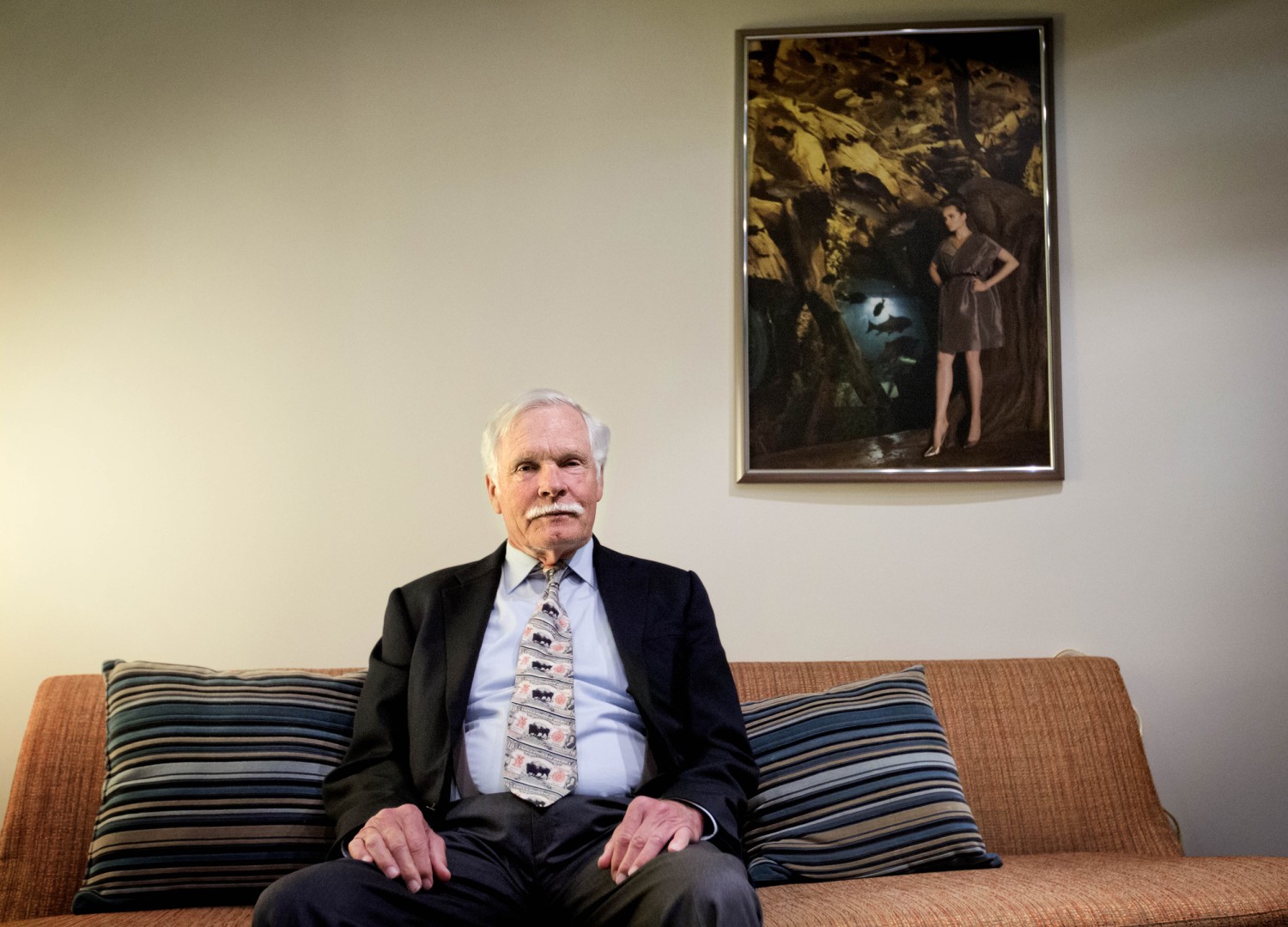 WTCG-TV owner Ted Turner obtains 100% of the Atlanta Braves for