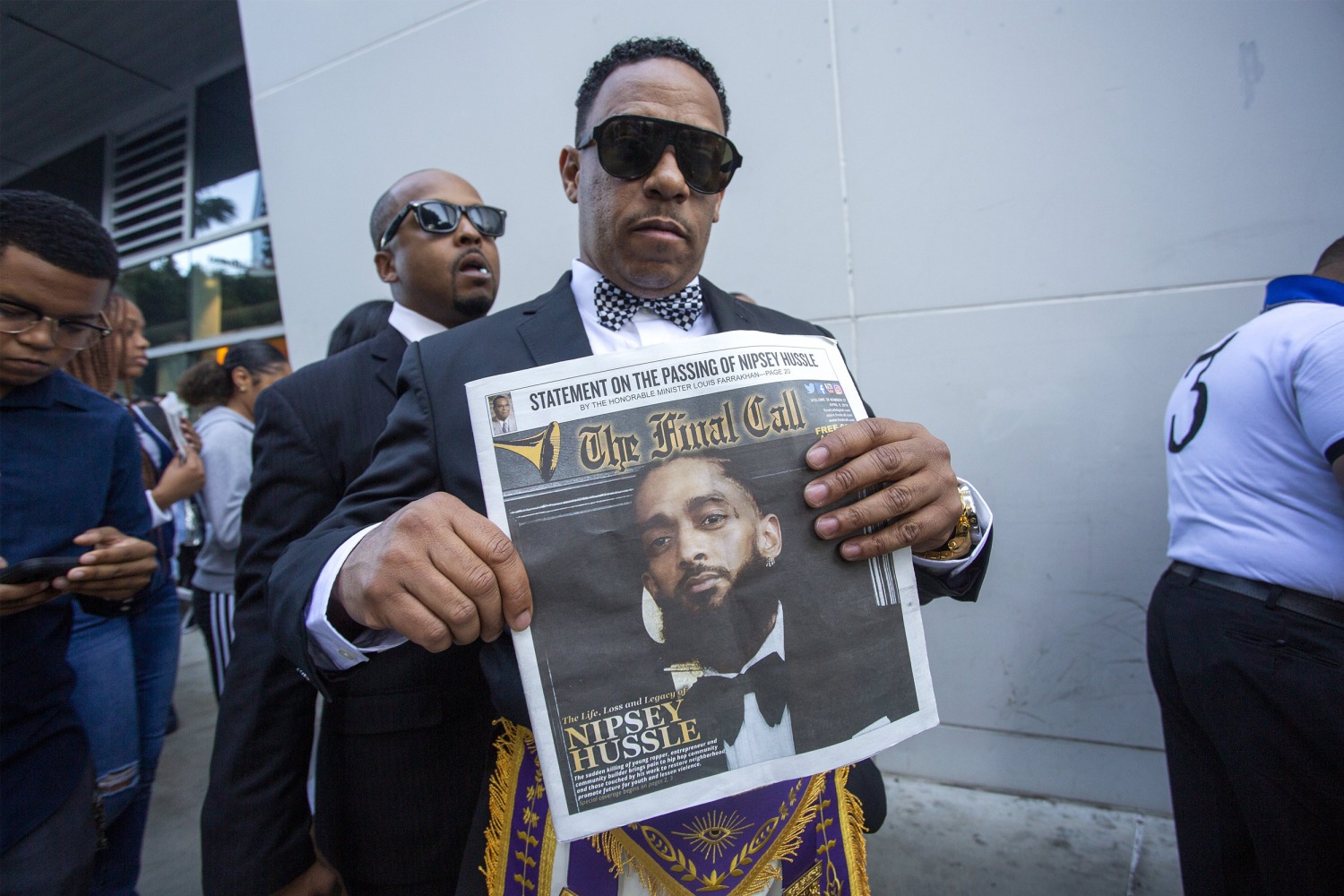 Thousands from across the country mourn at Nipsey Hussle's LA