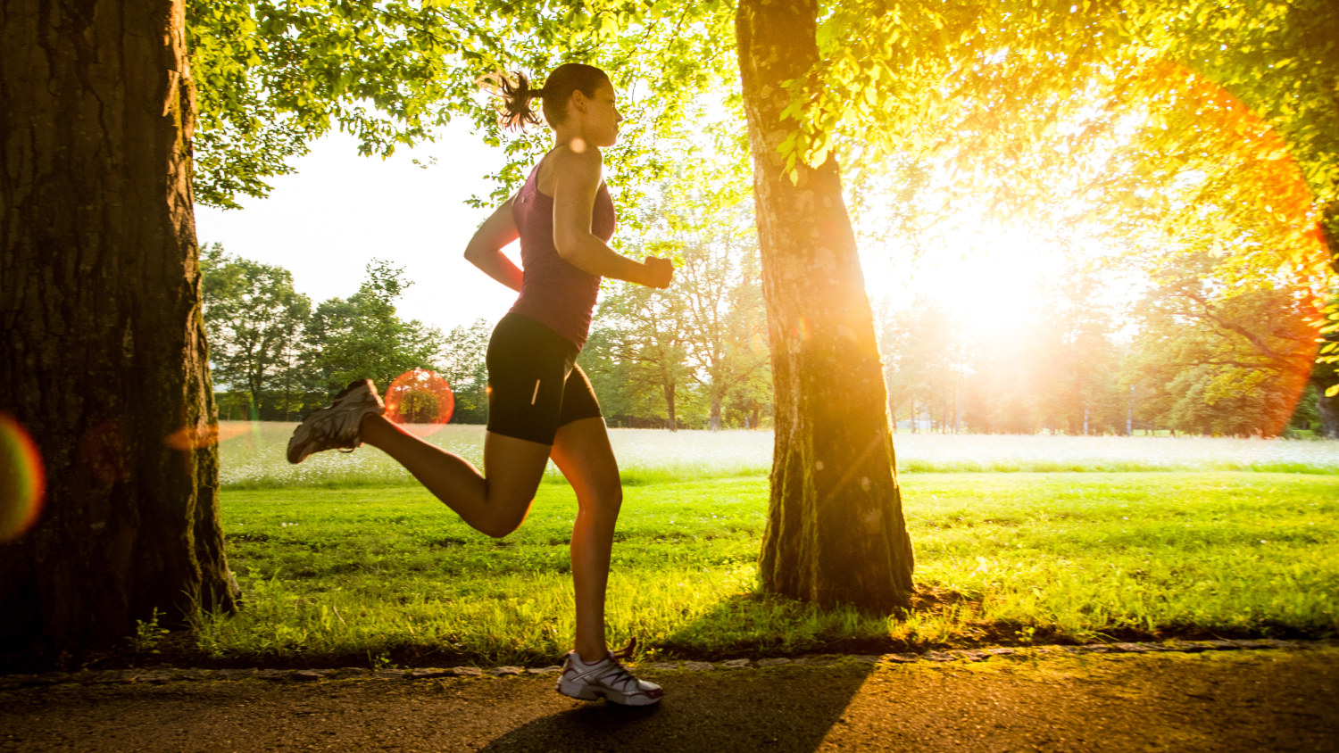 8 Tips for Running Safely Outside in the Summer