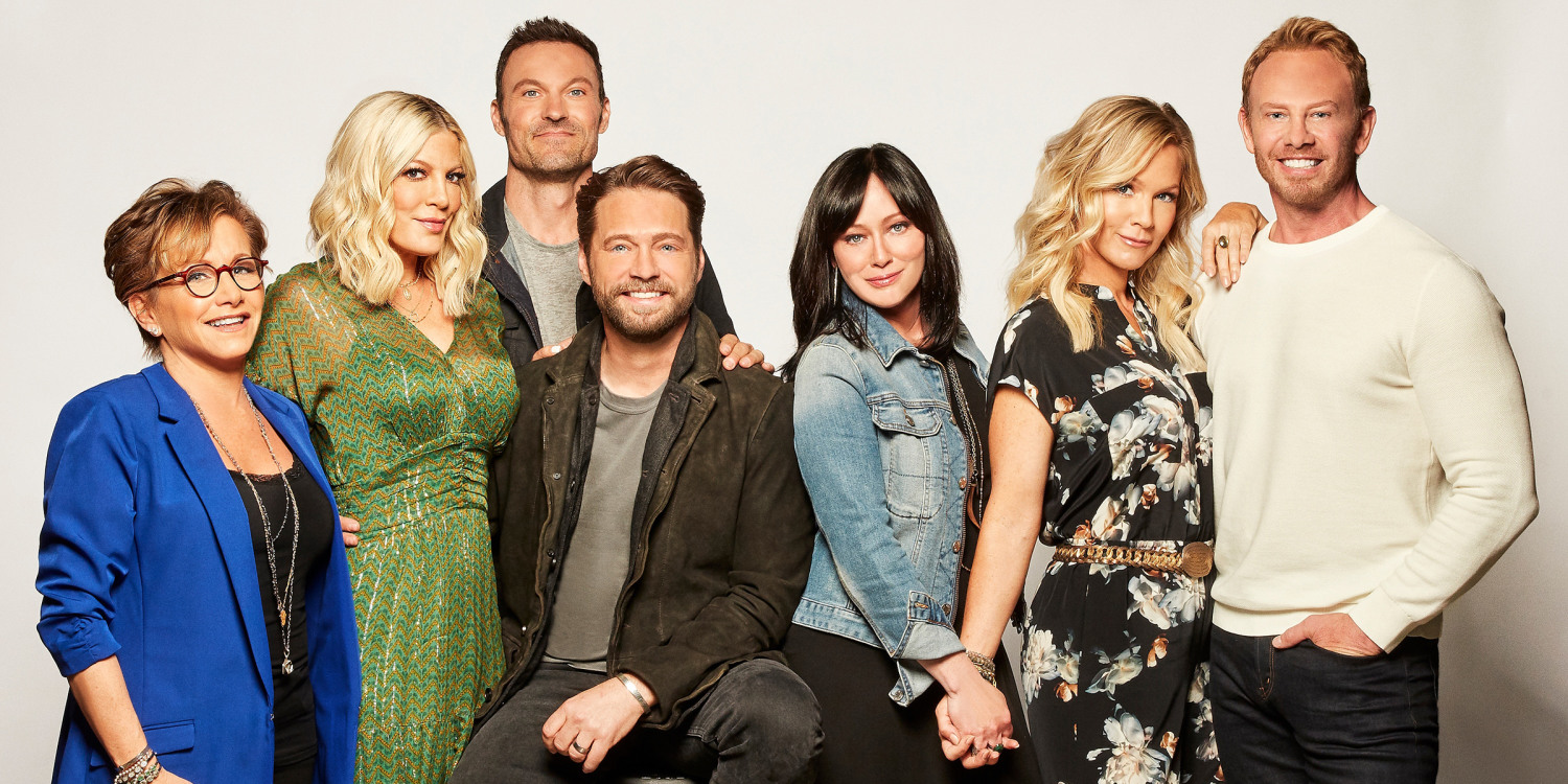 Watch Beverly Hills 90210 cast describe the reboot in new promo