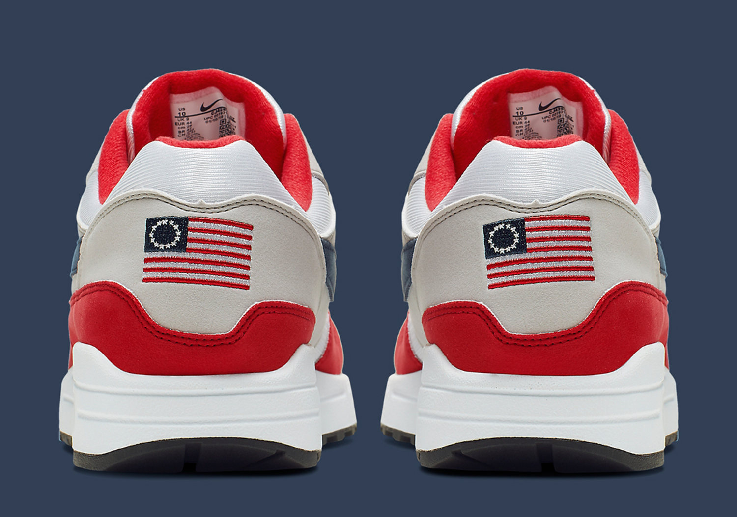En necesidad de Editor carne Nike pulls Betsy Ross flag shoes after Kaepernick complaint, report says