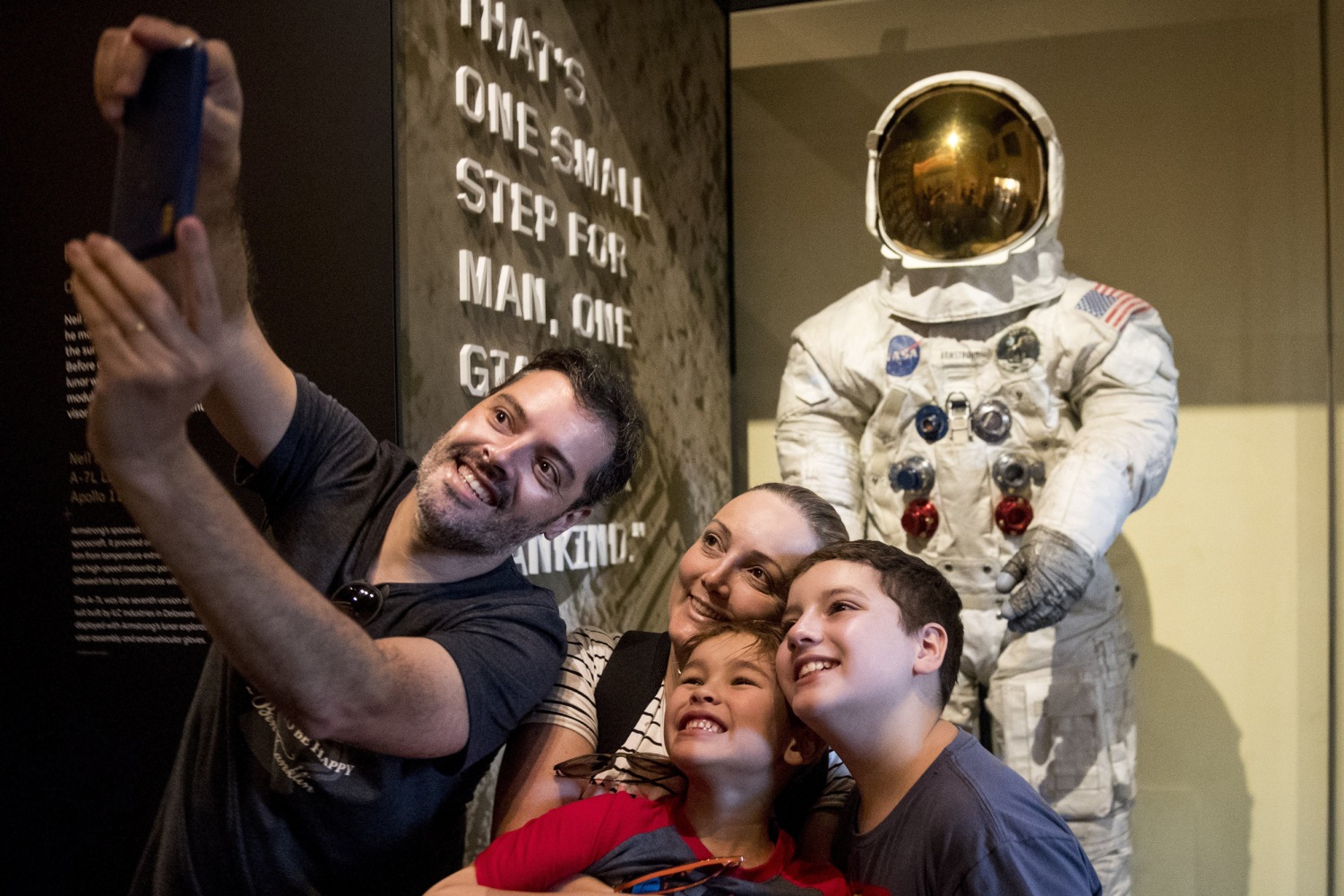 Legends, astronauts celebrate Astrodome's 50th anniversary