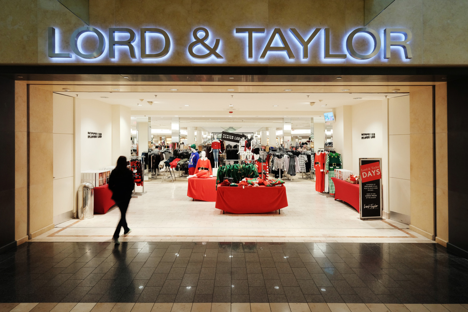 Lord + Taylor Files for Bankruptcy
