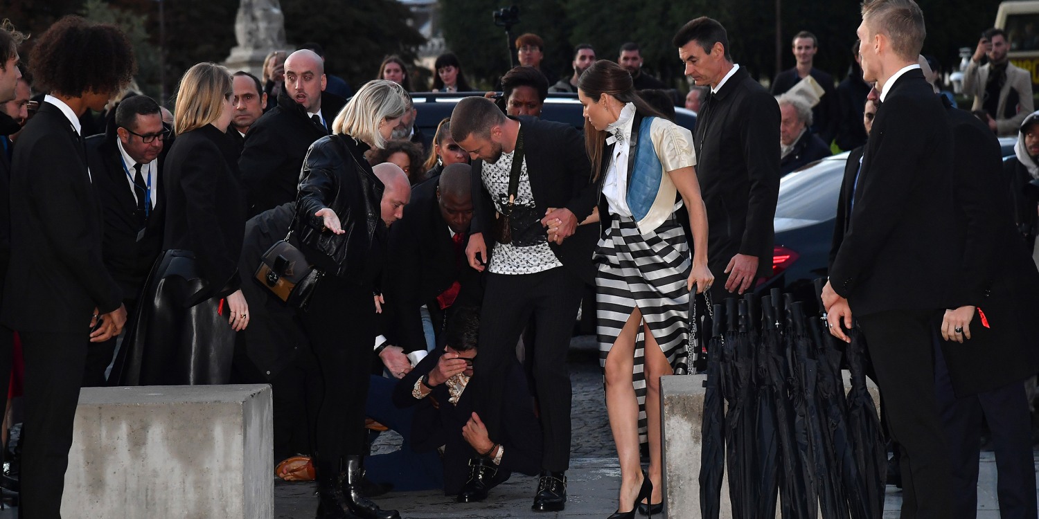 Justin Timberlake pulled to the ground by prankster at Paris Fashion Week -  Mirror Online