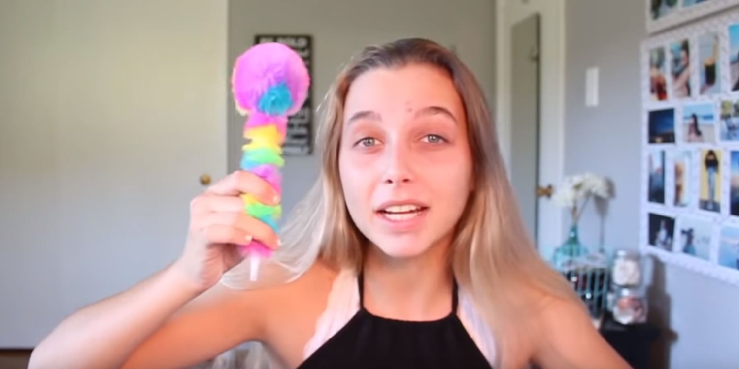 r Emma Chamberlain 'stabbed in back' by vlogger friends
