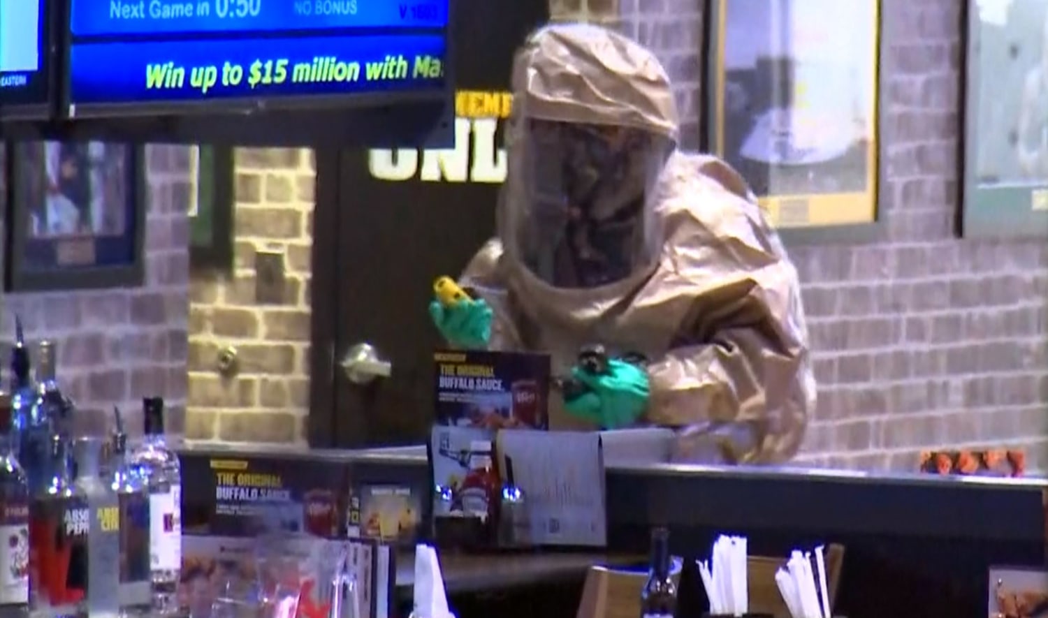 Deadly, accidental mix of acid and bleach blamed for Buffalo Wild Wings  manager's death