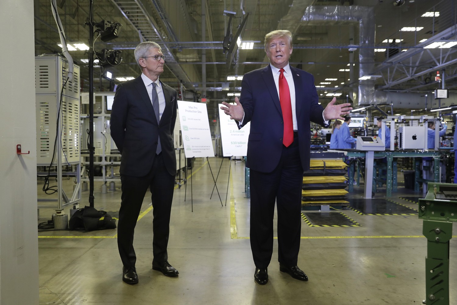 Trump Tours Louis Vuitton Factory in Texas 