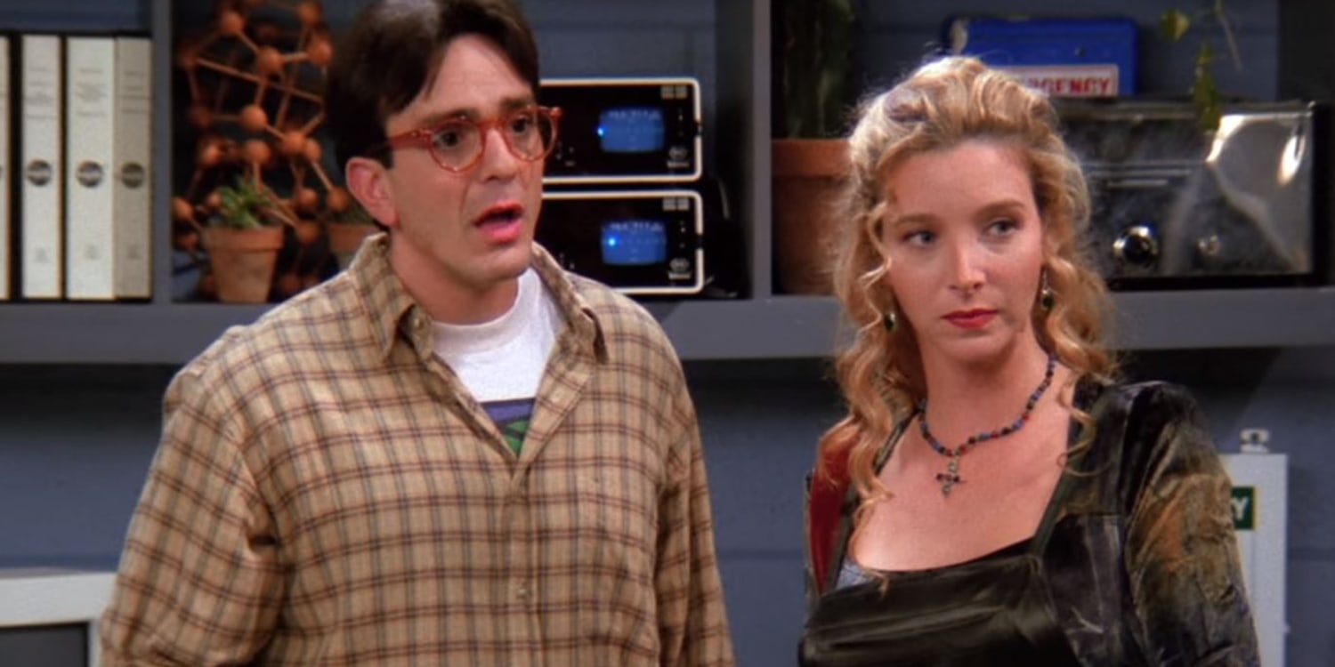 Friends' co-creator reveals Phoebe could have ended up with David, image size:1500x750