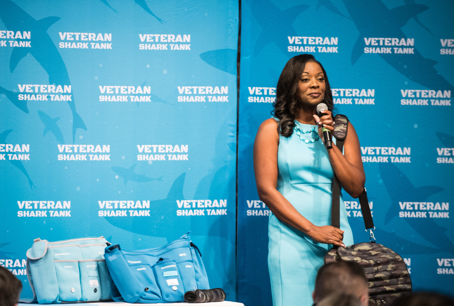 https://media-cldnry.s-nbcnews.com/image/upload/t_fit-1500w,f_auto,q_auto:best/newscms/2019_50/3141621/candace_sparks_with_a_baby_bedside_bag_during_her_presentation_1.jpg