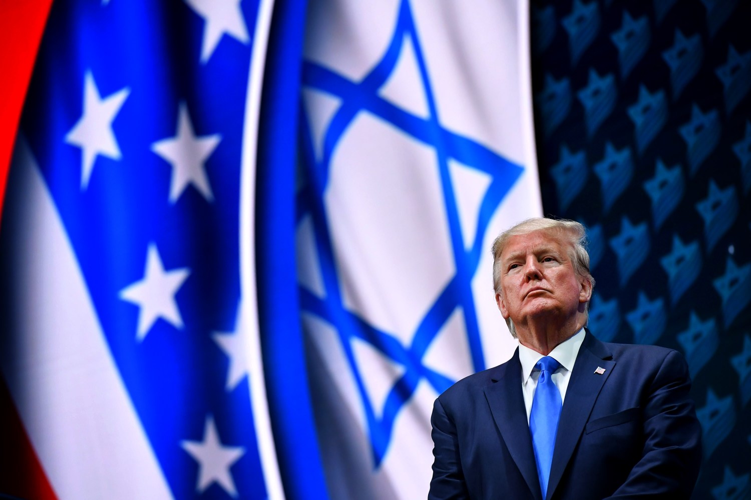 Trump signs executive order targeting college anti-Semitism, Israel boycotts