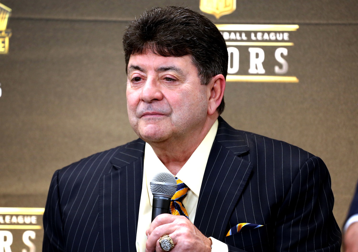 How Eddie DeBartolo got caught in a scandal and he lost 49ers