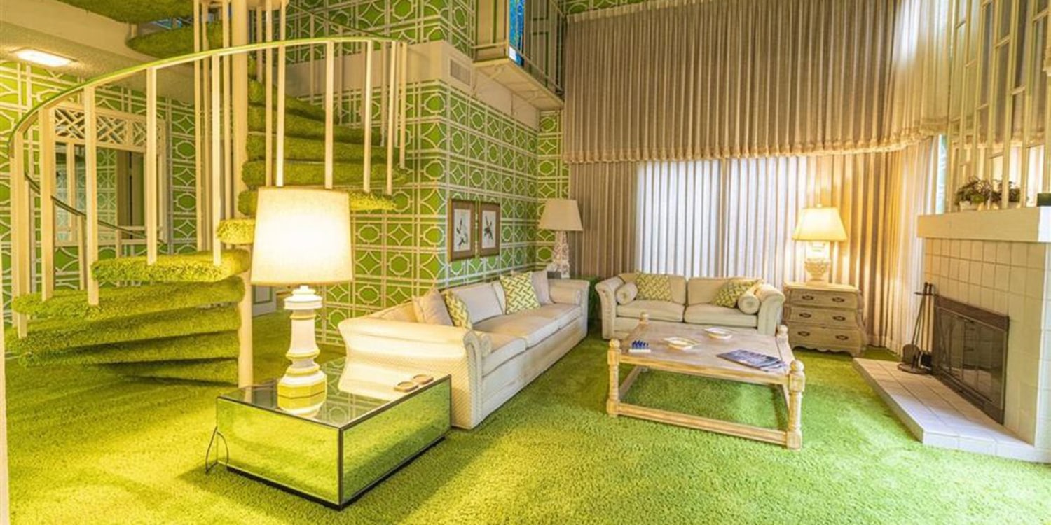 This '70s-style condo hasn't been updated in decades: 'It's a time capsule, image size:1500x750