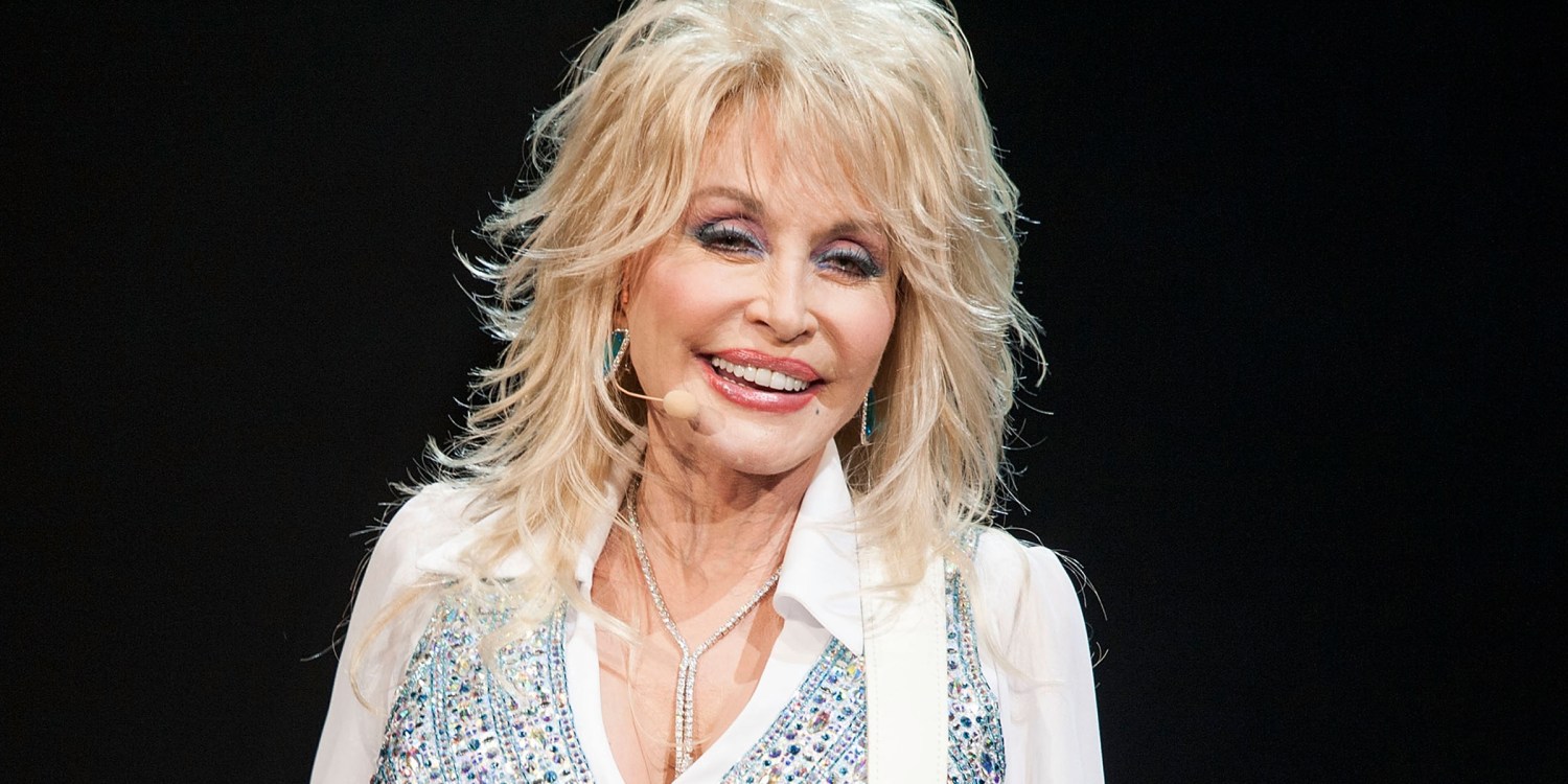 how old is dolly parton