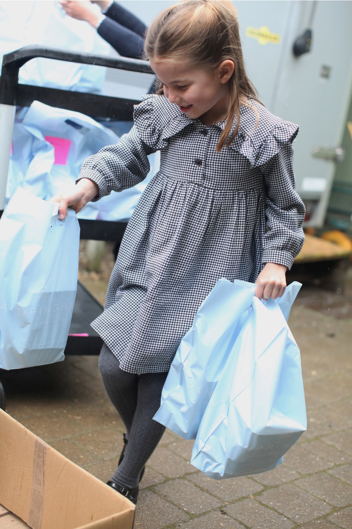 U K S Princess Charlotte Turns 5 Parents Release Pictures Of Her Handing Out Coronavirus Aid