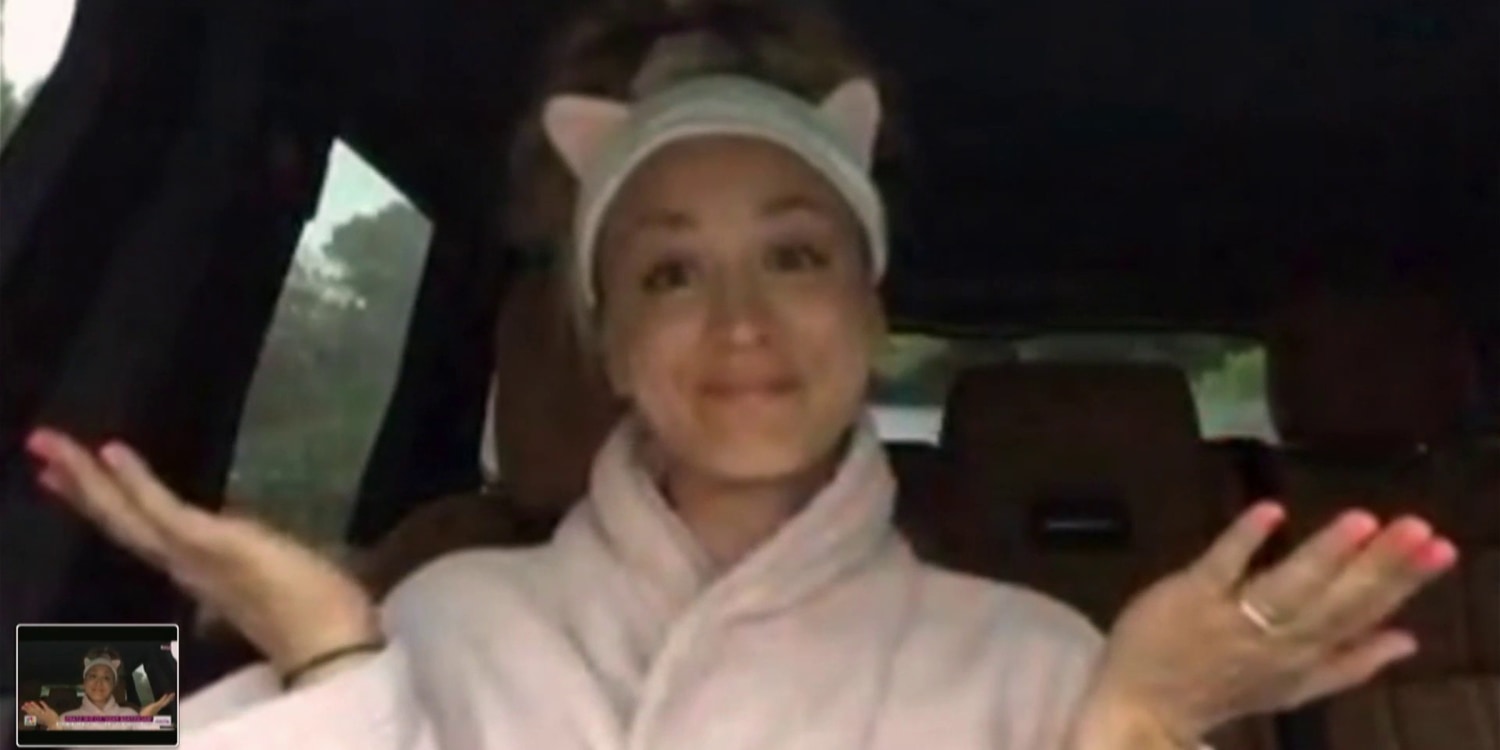 Kaley Cuoco video chats on the 3rd hour -- from her car!