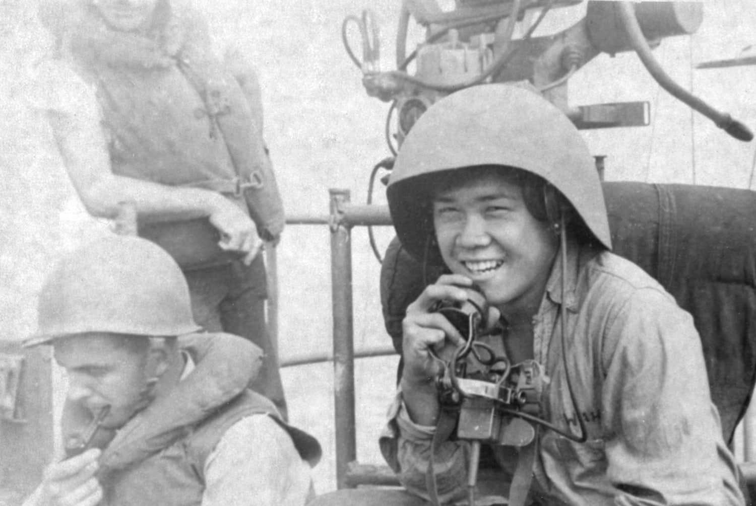 145-h WW2 GERMAN FEMALE SOLDIERS Photo 