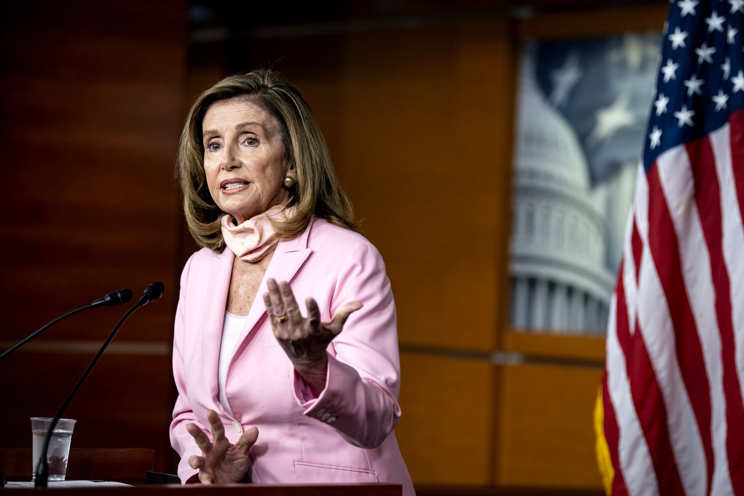 Report: Pelosi's visit to hair salon went against coronavirus rules
