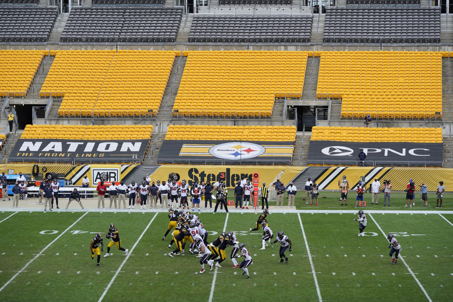 is the steeler game on peacock