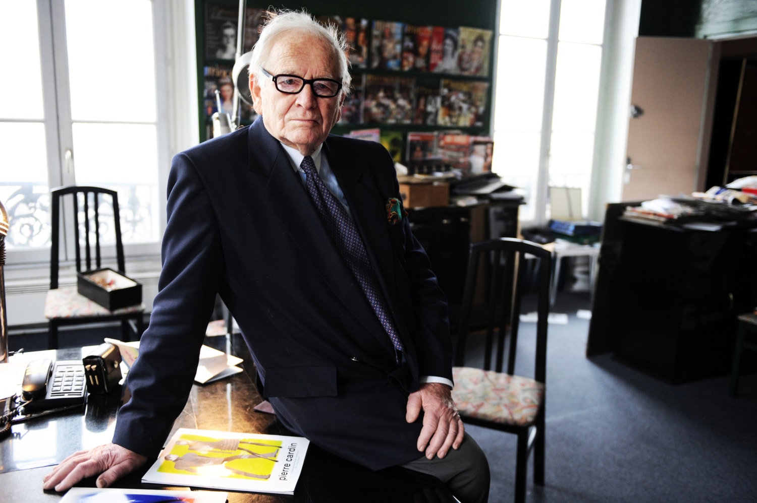 Pierre Cardin, Pioneering French Fashion Designer, Dies at 98