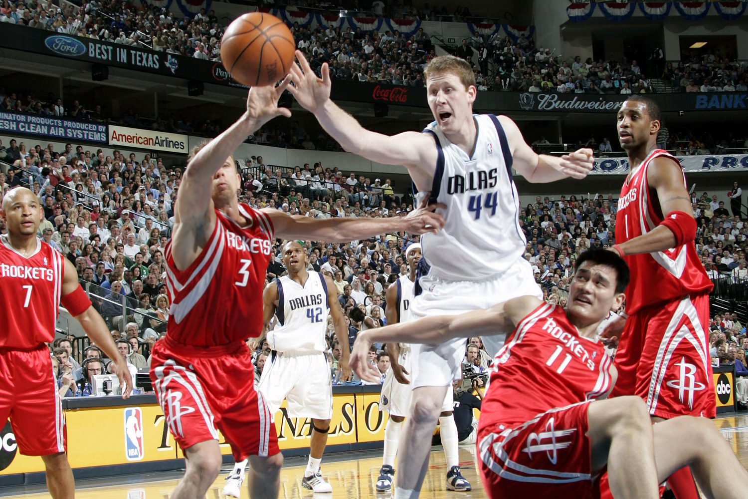NBA Player Shawn Bradley Paralyzed After Being Hit By Car
