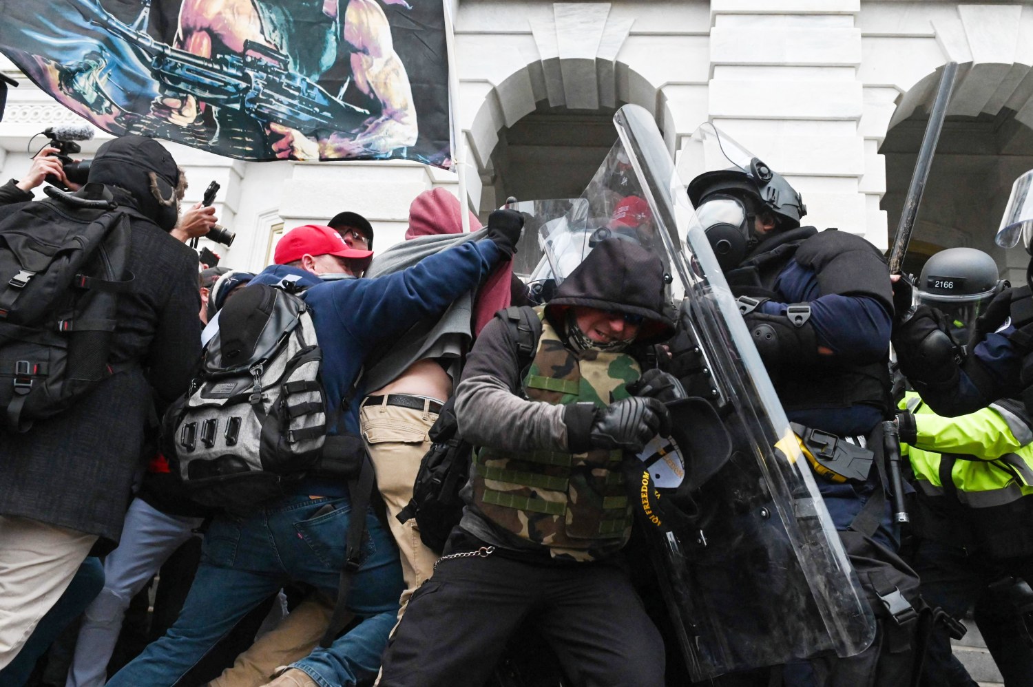 Capitol Police ignored intelligence warnings ahead of Jan. 6 riots,  watchdog report finds