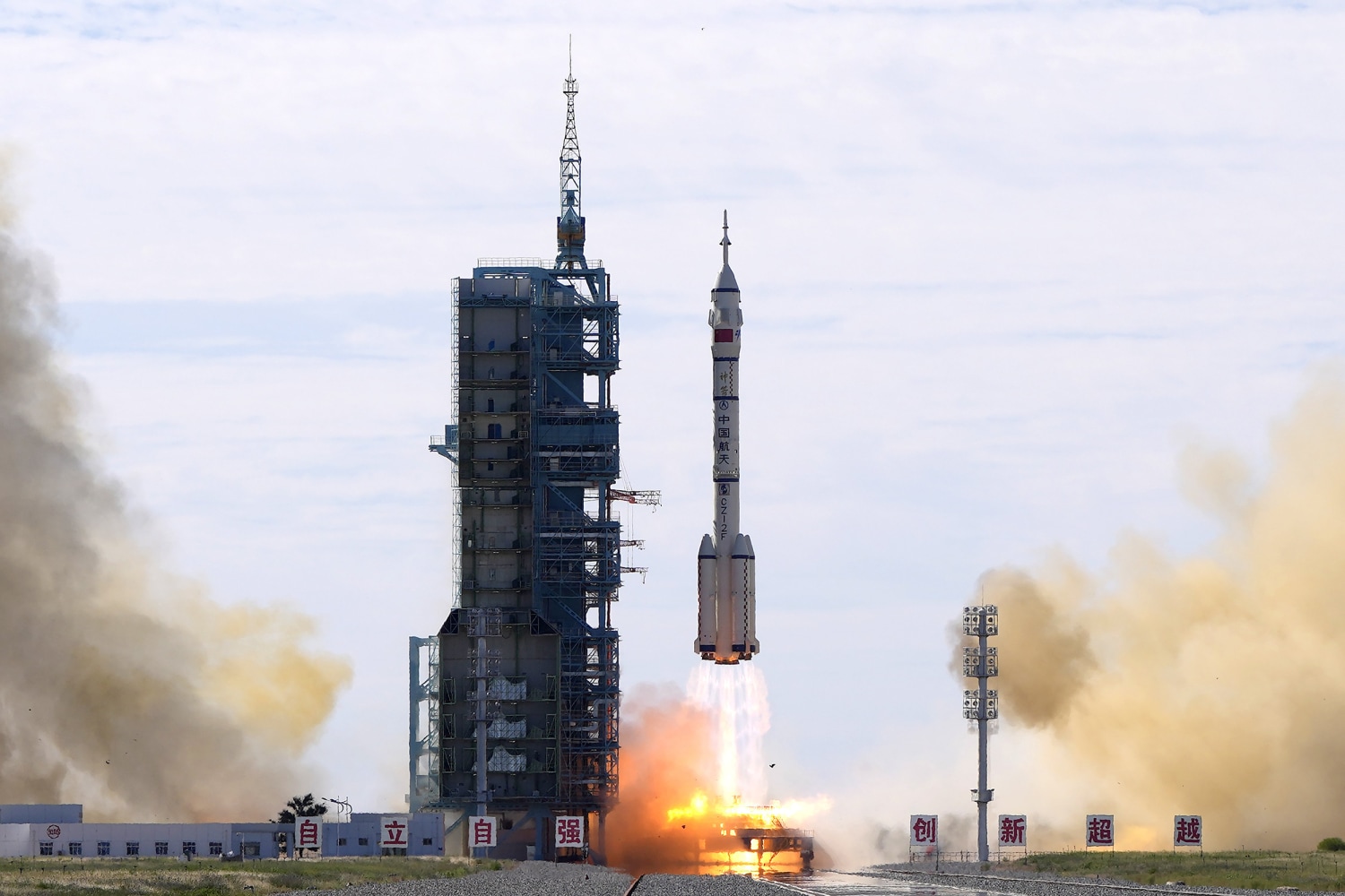 World's rockets on pace for record year of launch activity – Spaceflight Now