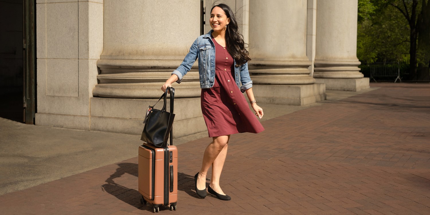 8 Best Travel Bags (2023): Carry-On Luggage, Duffel, Budget