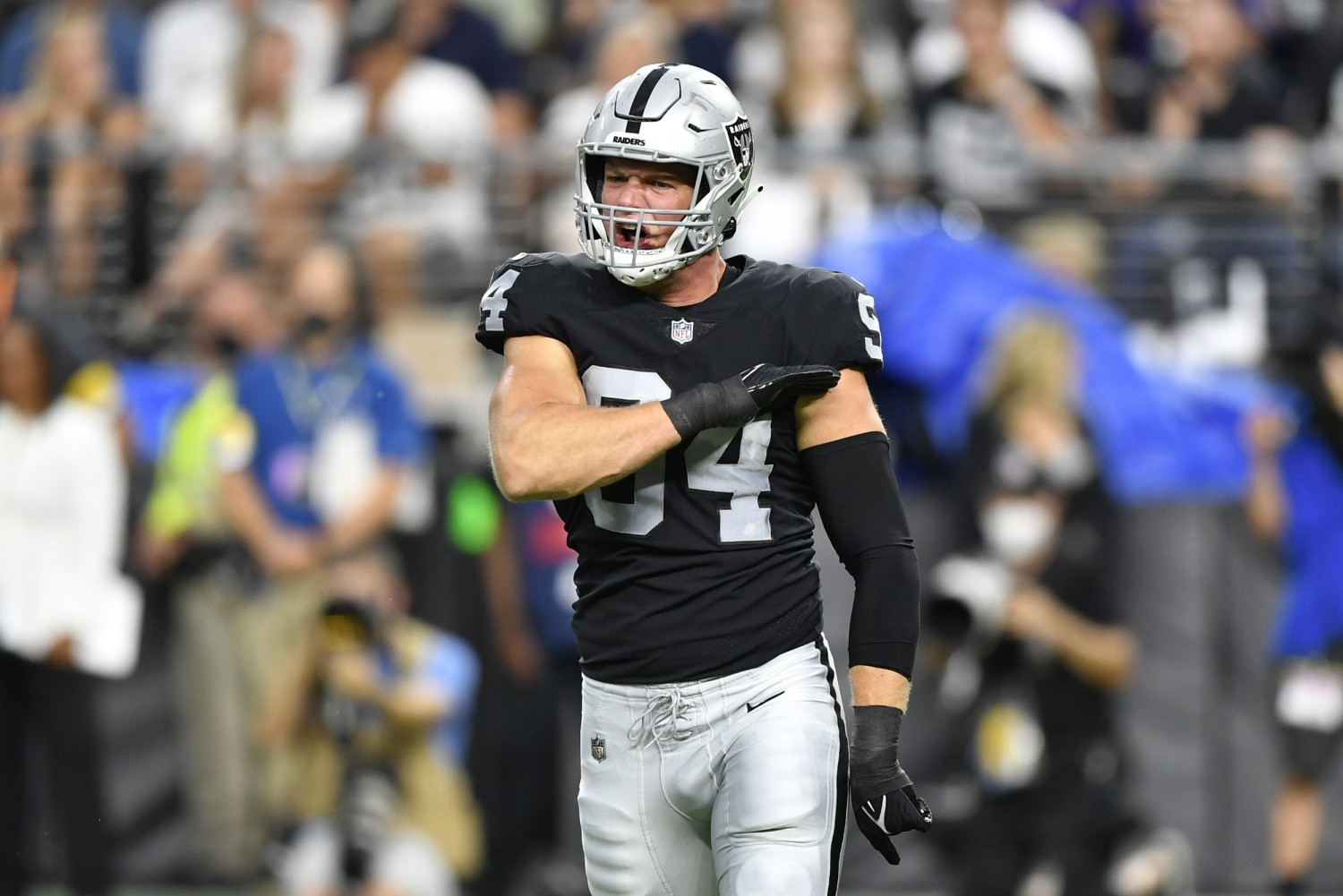 Raiders jerseys: What is Vegas wearing for Monday Night Football?