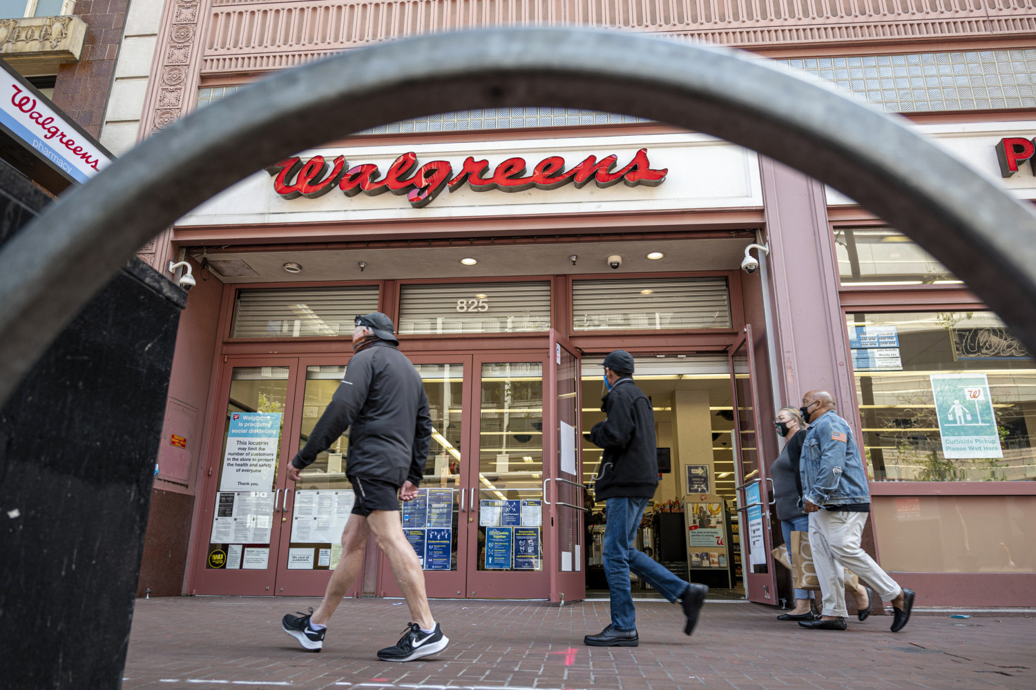 Walgreens closing 5 more San Francisco stores over shoplifting fears