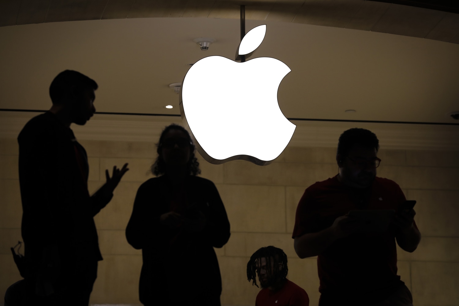 Texas Apple store closes due to COVID-19 outbreak